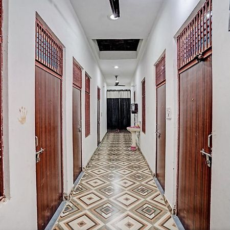 Hāthras Oyo Double Ss Hotel מראה חיצוני תמונה